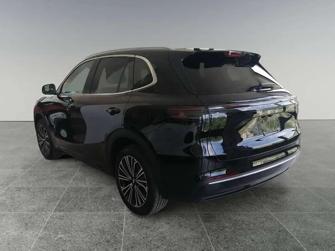 GEELY Starray EM-i PRO+  29,8KW - 2