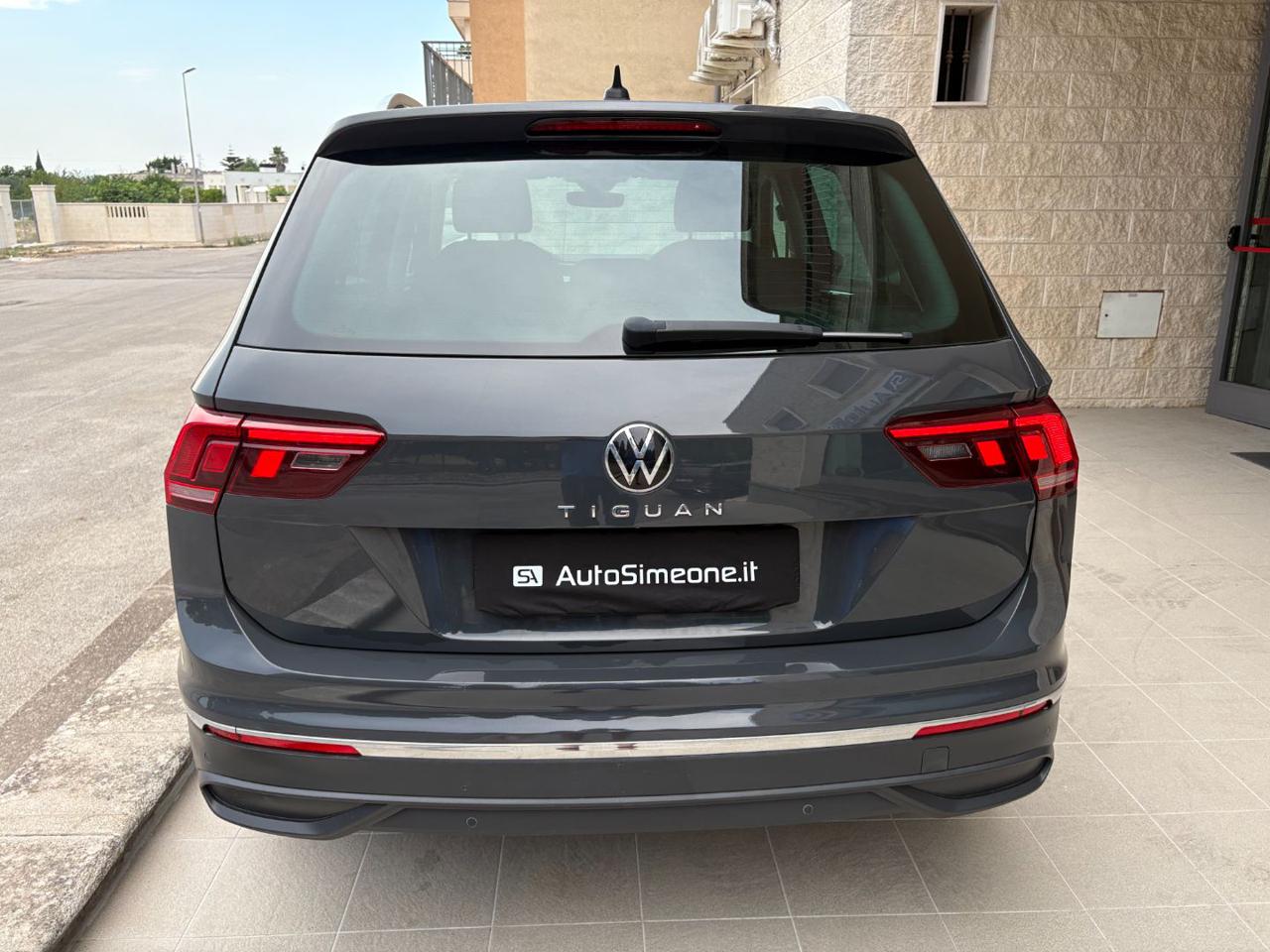 VOLKSWAGEN Tiguan 2.0 TDI 150 CV SCR DSG Life - 6