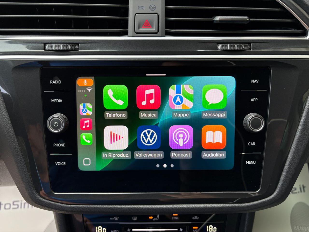 VOLKSWAGEN Tiguan 2.0 TDI 150 CV SCR DSG Life - 24