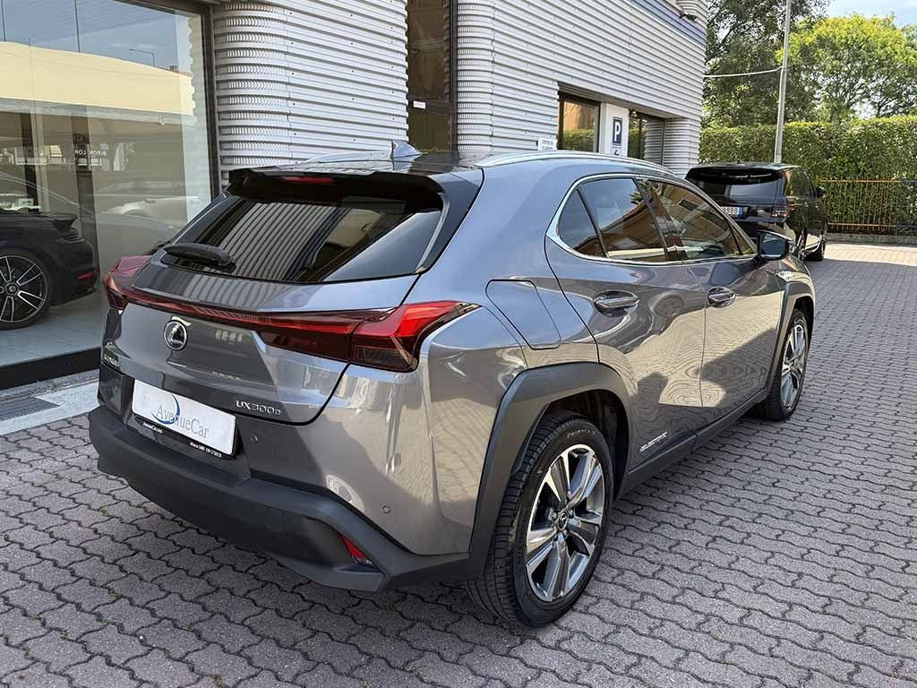 LEXUS UX Full Electric 300e 54,3kWh Premium PREZZO REALE - 5