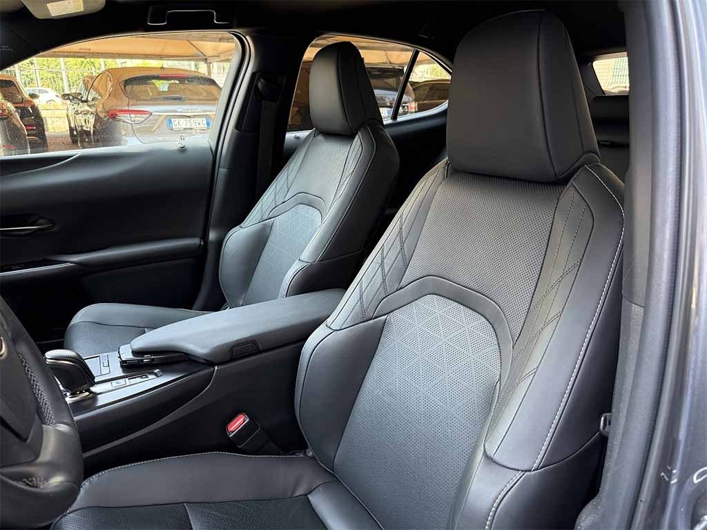 LEXUS UX Full Electric 300e 54,3kWh Premium PREZZO REALE - 26