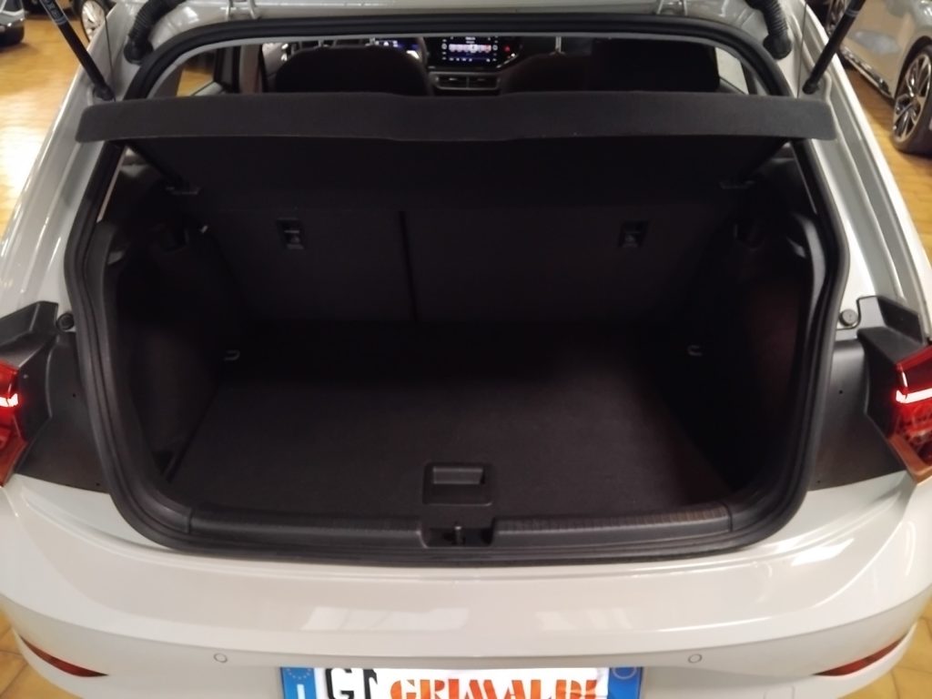 VOLKSWAGEN Polo 1.0 TSI DSG Life C/GRIMALDI SPECIAL DAY - 9
