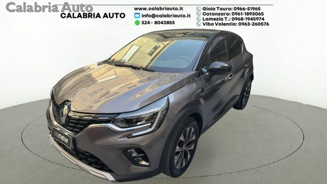 RENAULT Captur Grigio metallizzato