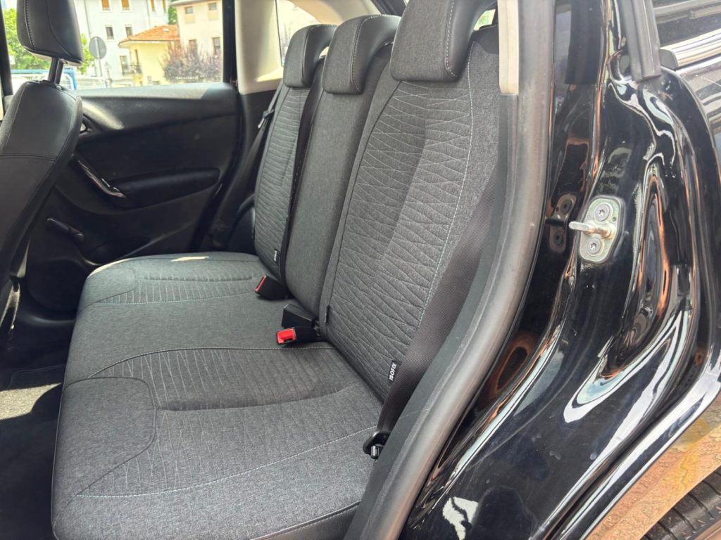 CITROEN C3 BlueHDi  Feel Edition - 17