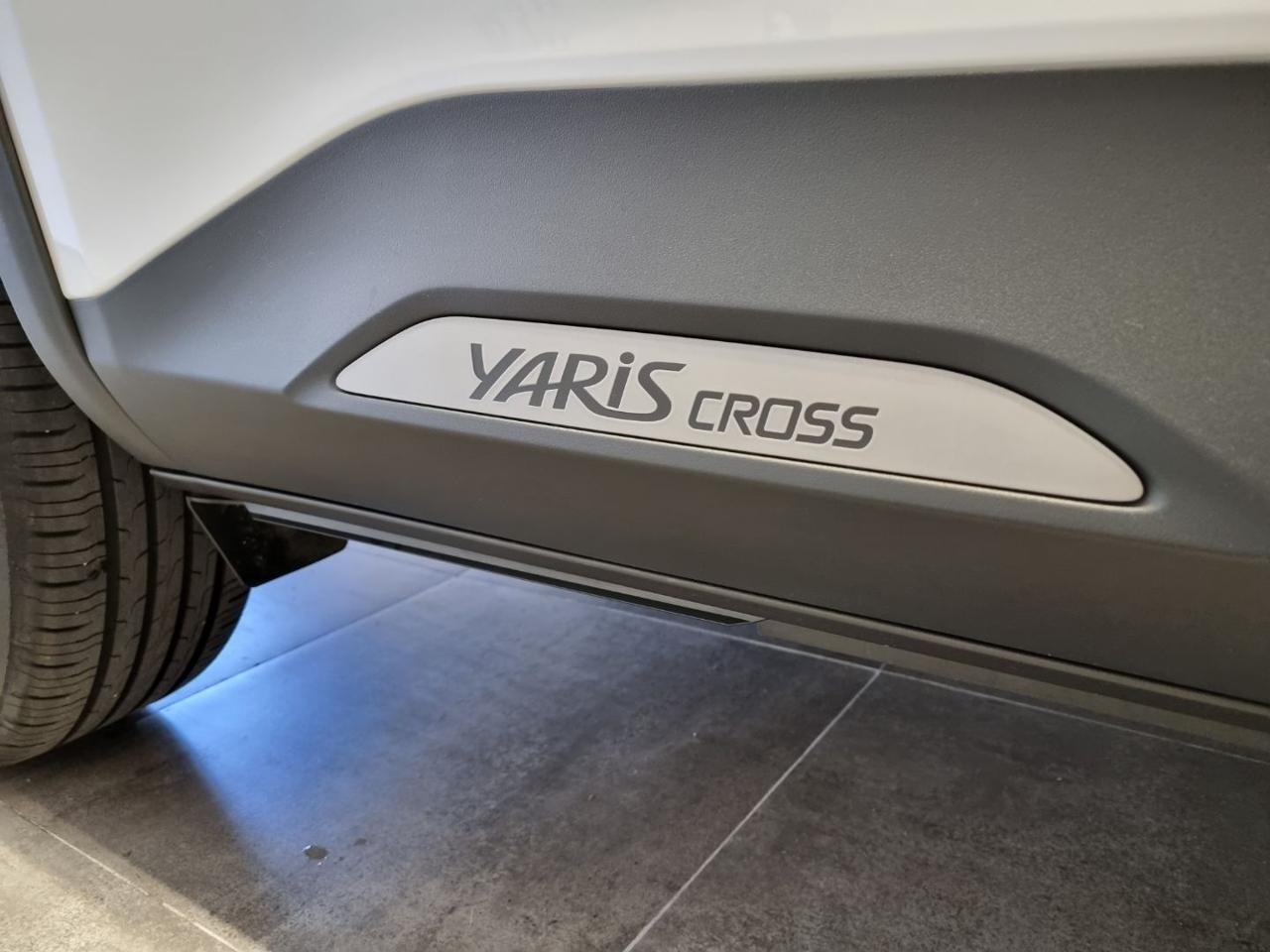 TOYOTA Yaris Cross 1.5 Hybrid 5p. E-CVT Trend - 19