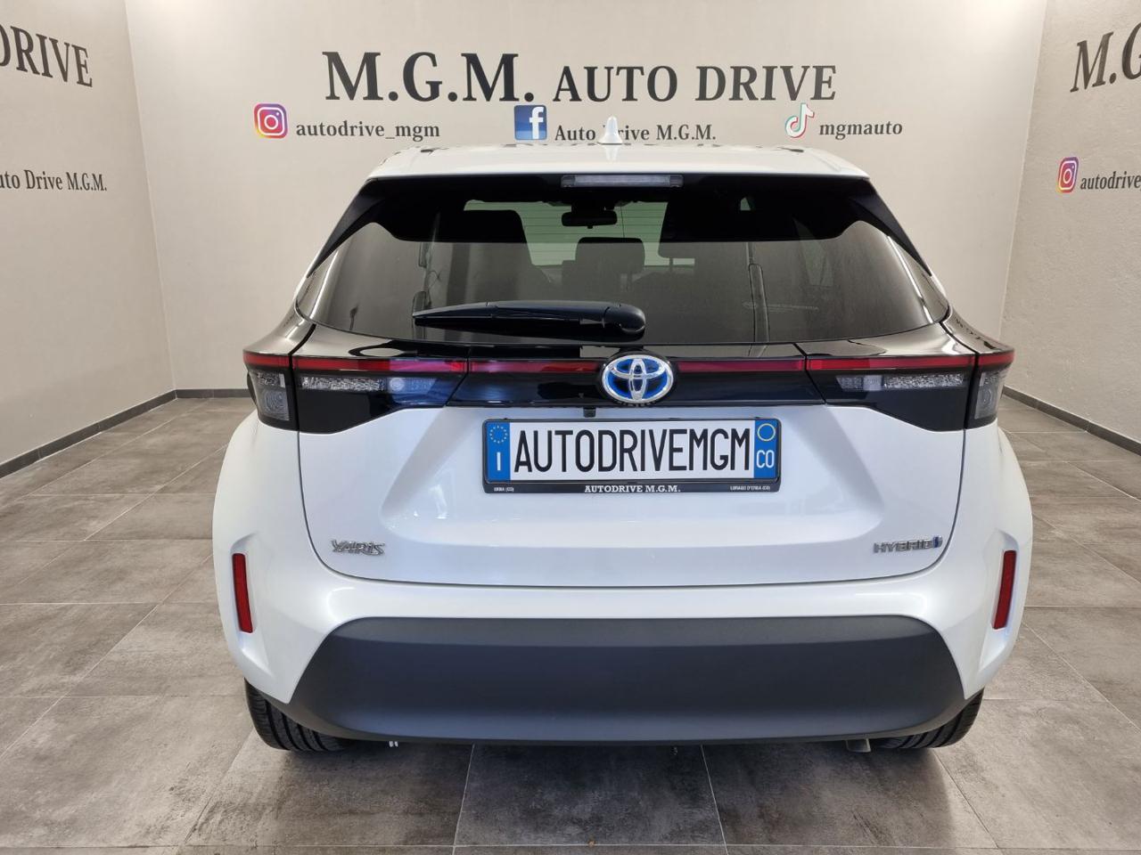 TOYOTA Yaris Cross 1.5 Hybrid 5p. E-CVT Trend - 3
