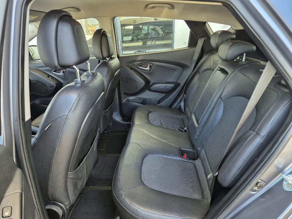 HYUNDAI iX35 1.7 CRDi 2WD Comfort - 9
