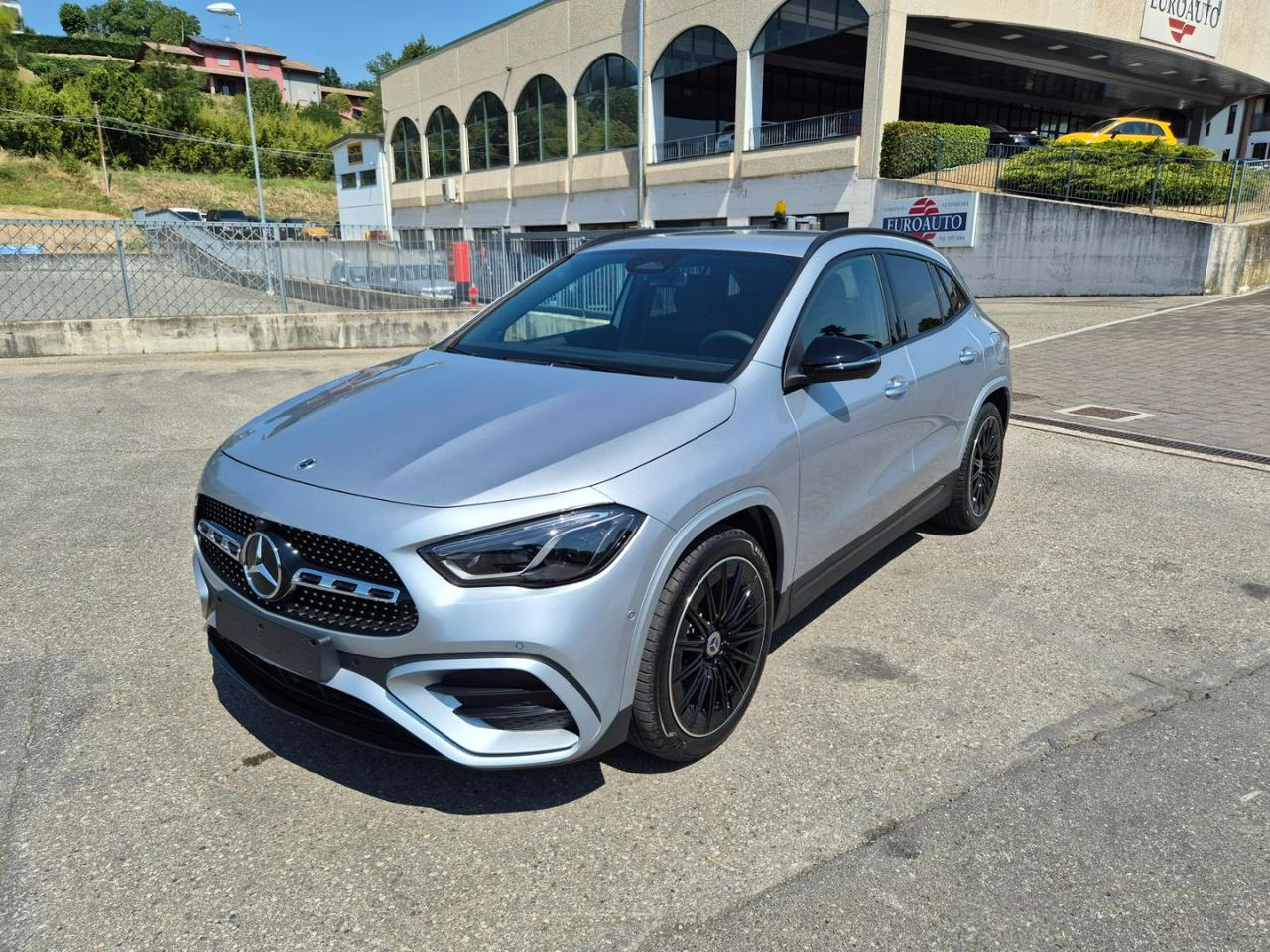 MERCEDES-BENZ G LA GLA 200 d AMG Line Extra - 2