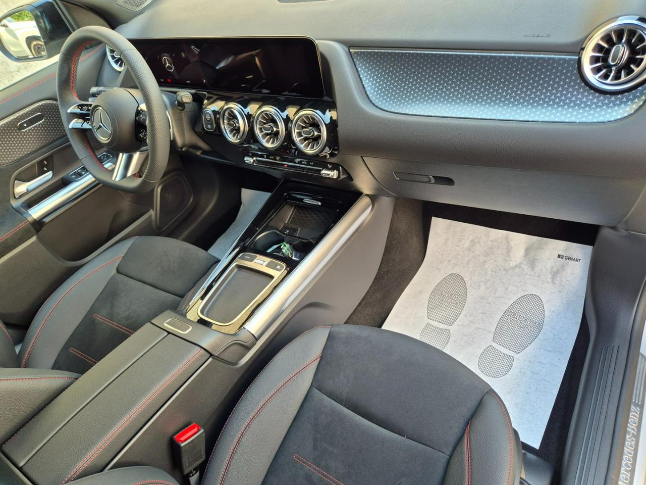MERCEDES-BENZ G LA GLA 200 d AMG Line Extra - 12