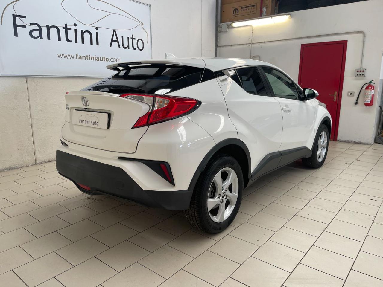 C-HR 2