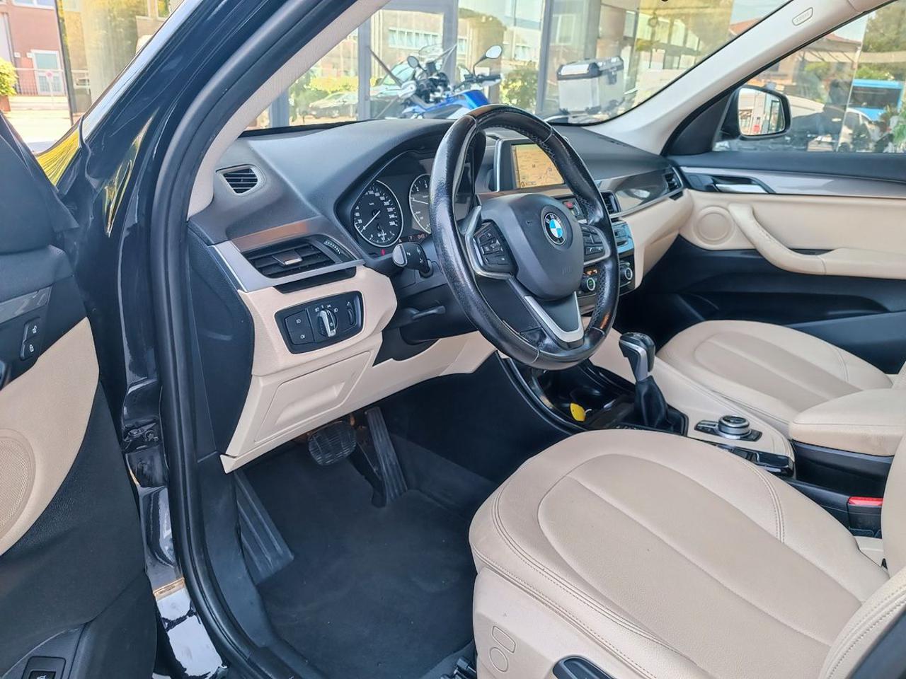BMW X1 sDrive18d xLine - 6