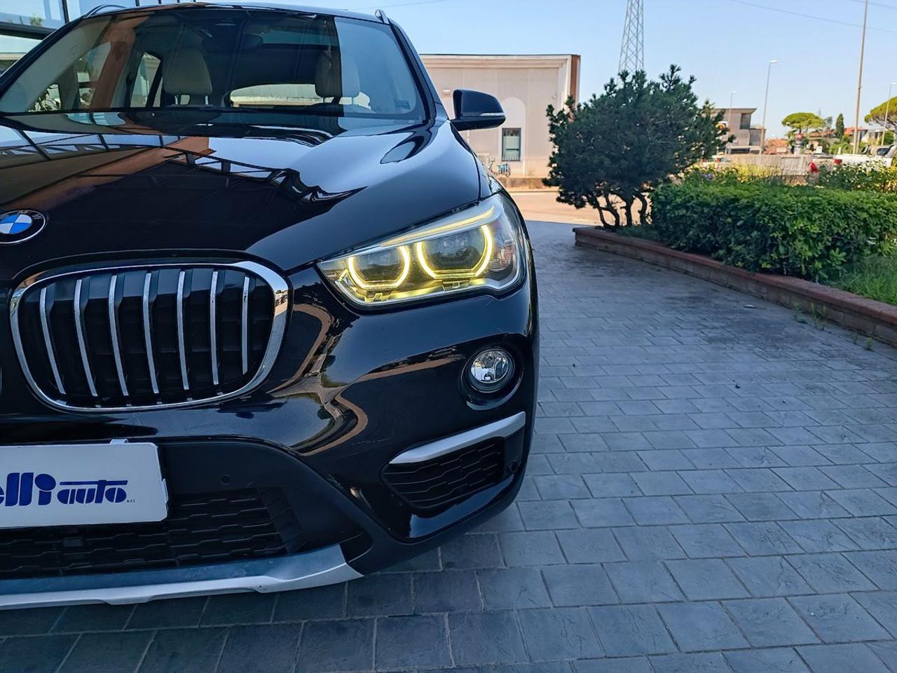 BMW X1 sDrive18d xLine - 16