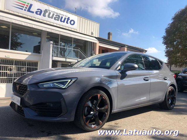 CUPRA Leon Grigio pastello