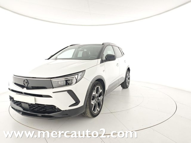 OPEL Grandland Bianco pastello