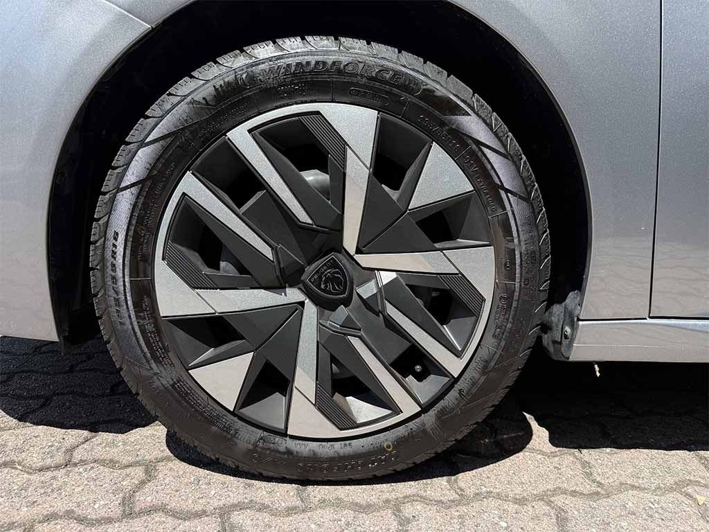 PEUGEOT 208 1.2 Style UNICO PROPRIETARIO PREZZO REALE - 9