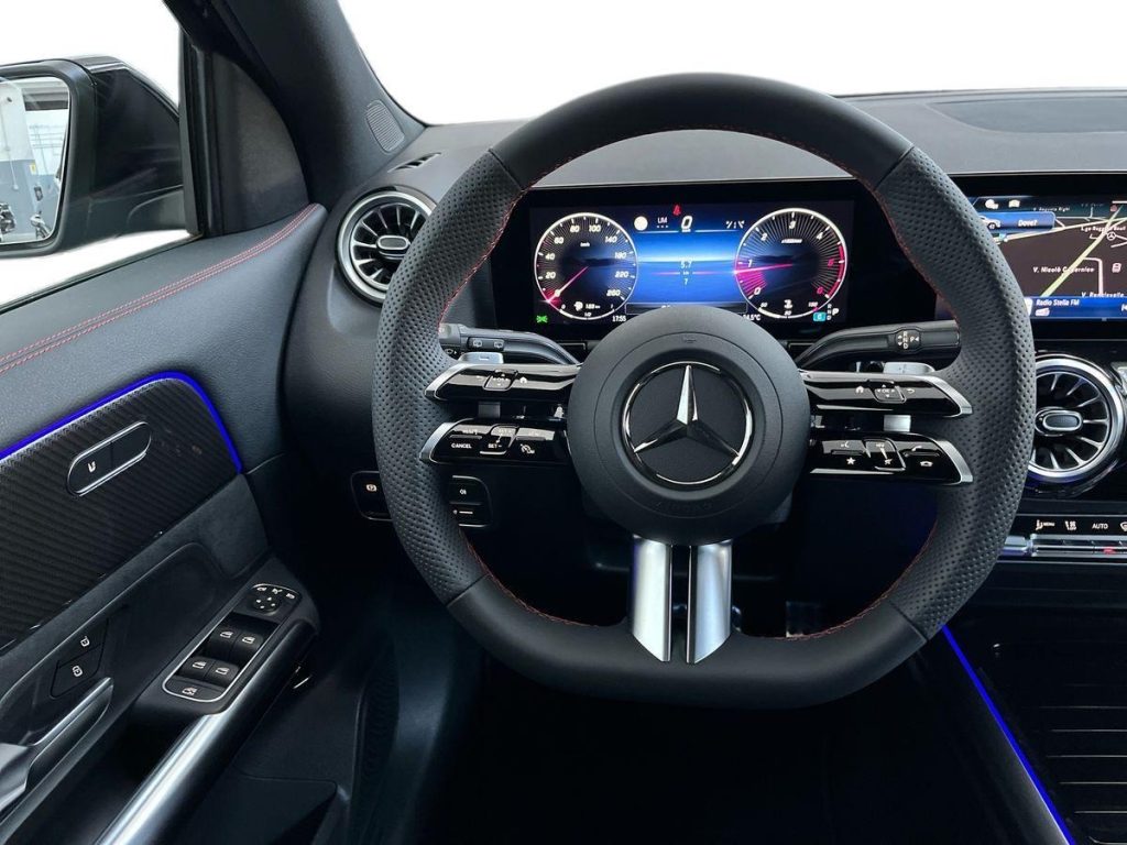 MERCEDES-BENZ GLA 200 d Automatic AMG Line Advanced Plus - 11