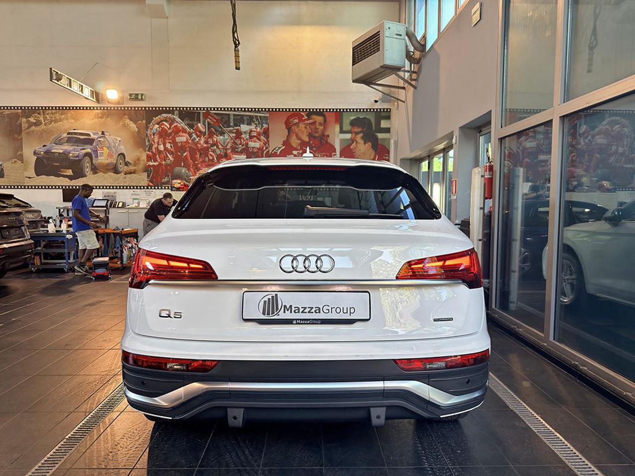AUDI Q5 40 TFSI Sportback Quattro S-Tronic S-Line - 4