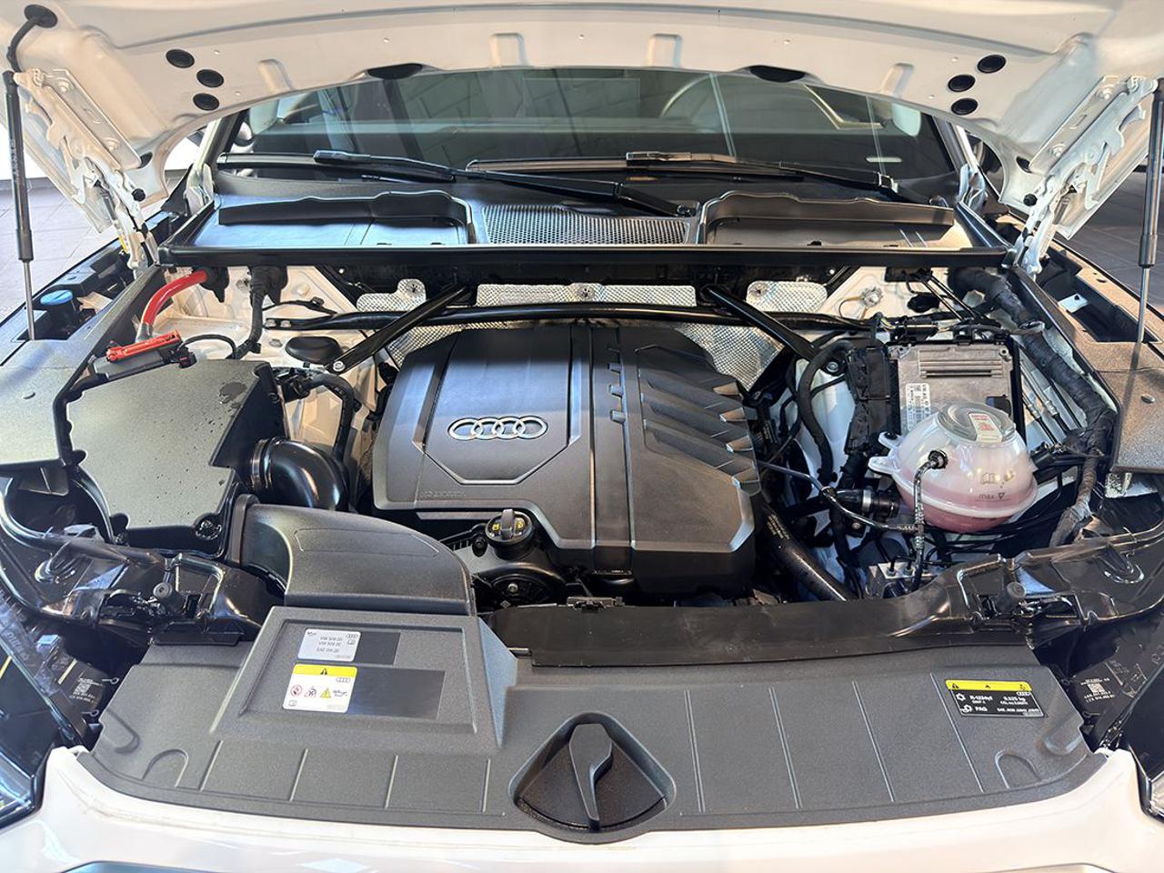 AUDI Q5 40 TFSI Sportback Quattro S-Tronic S-Line - 10