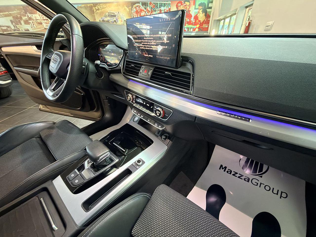 AUDI Q5 40 TDI Quattro S-Tronic S-Line Plus - 33
