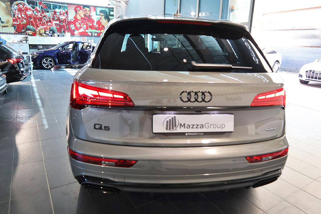 AUDI Q5 40 TDI Quattro S-Tronic S-Line Plus - 8