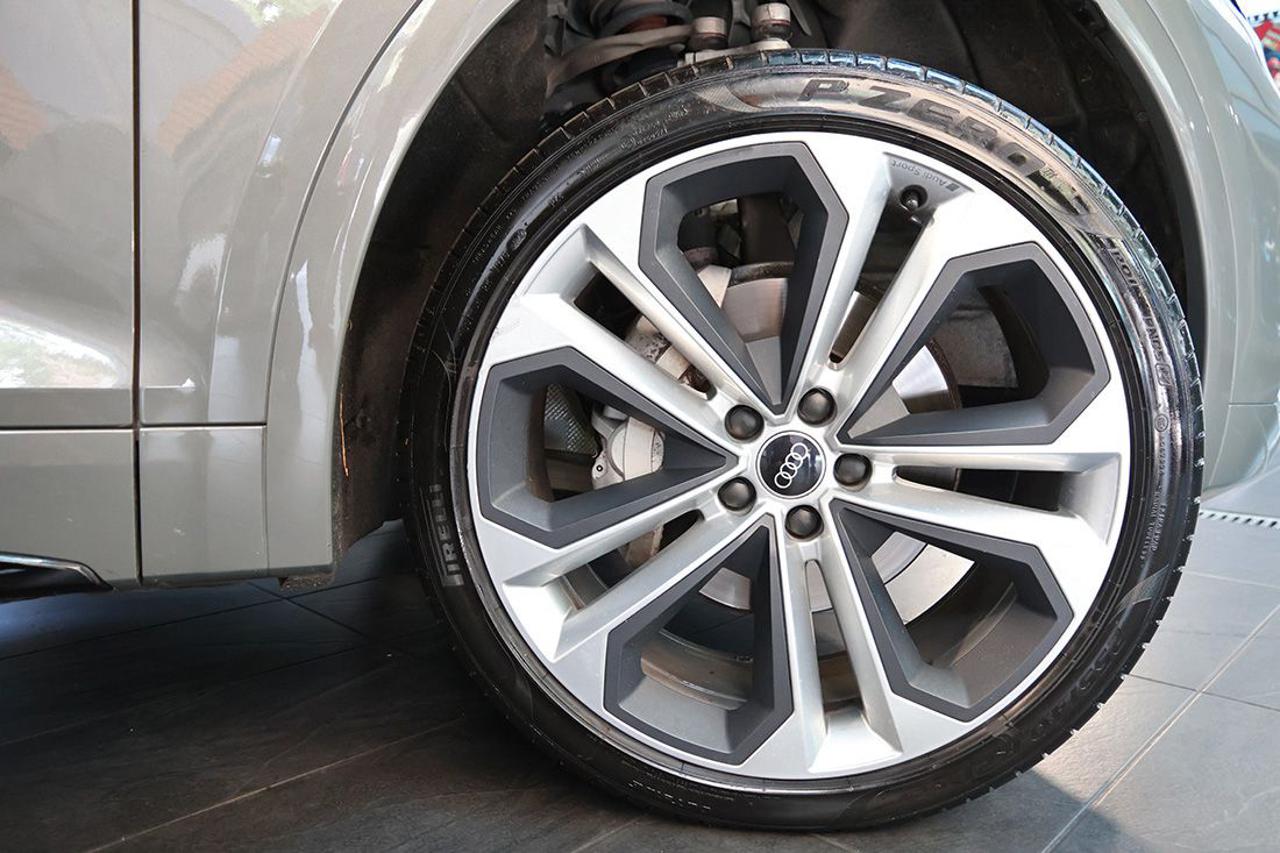 AUDI Q5 40 TDI Quattro S-Tronic S-Line Plus - 6