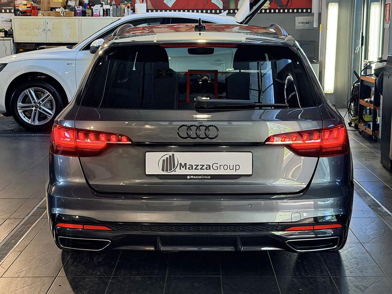 AUDI A4 35 TDI Avant S-Tronic S-Line - 4