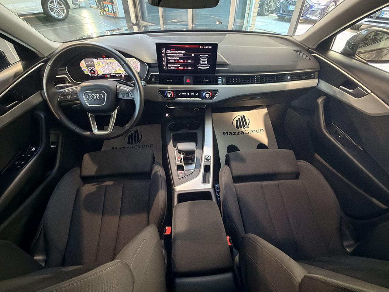 AUDI A4 35 TDI Avant S-Tronic S-Line - 33