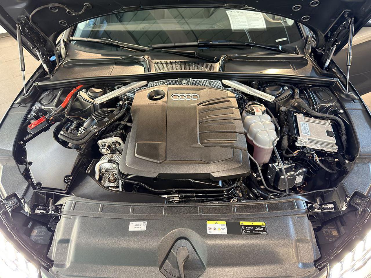 AUDI A4 35 TDI Avant S-Tronic S-Line - 11