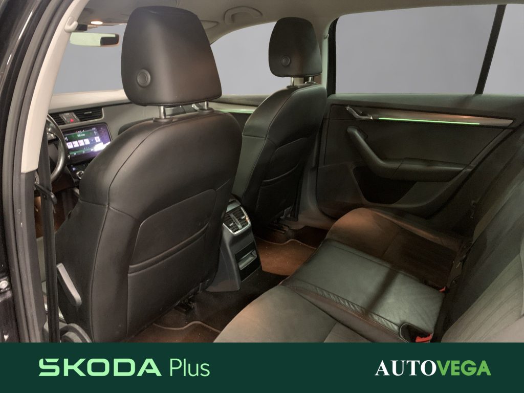SKODA Octavia wagon 1.5 g-tec style 130cv dsg - 24