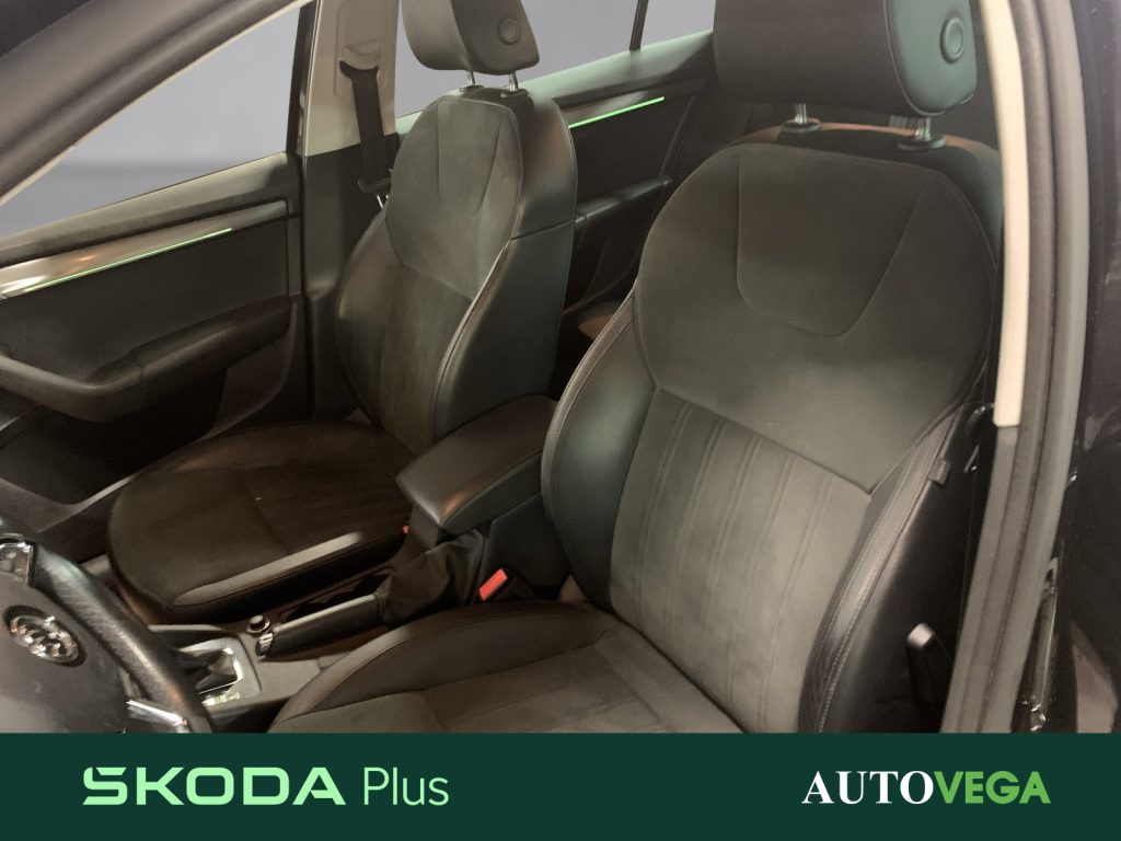 SKODA Octavia wagon 1.5 g-tec style 130cv dsg - 25