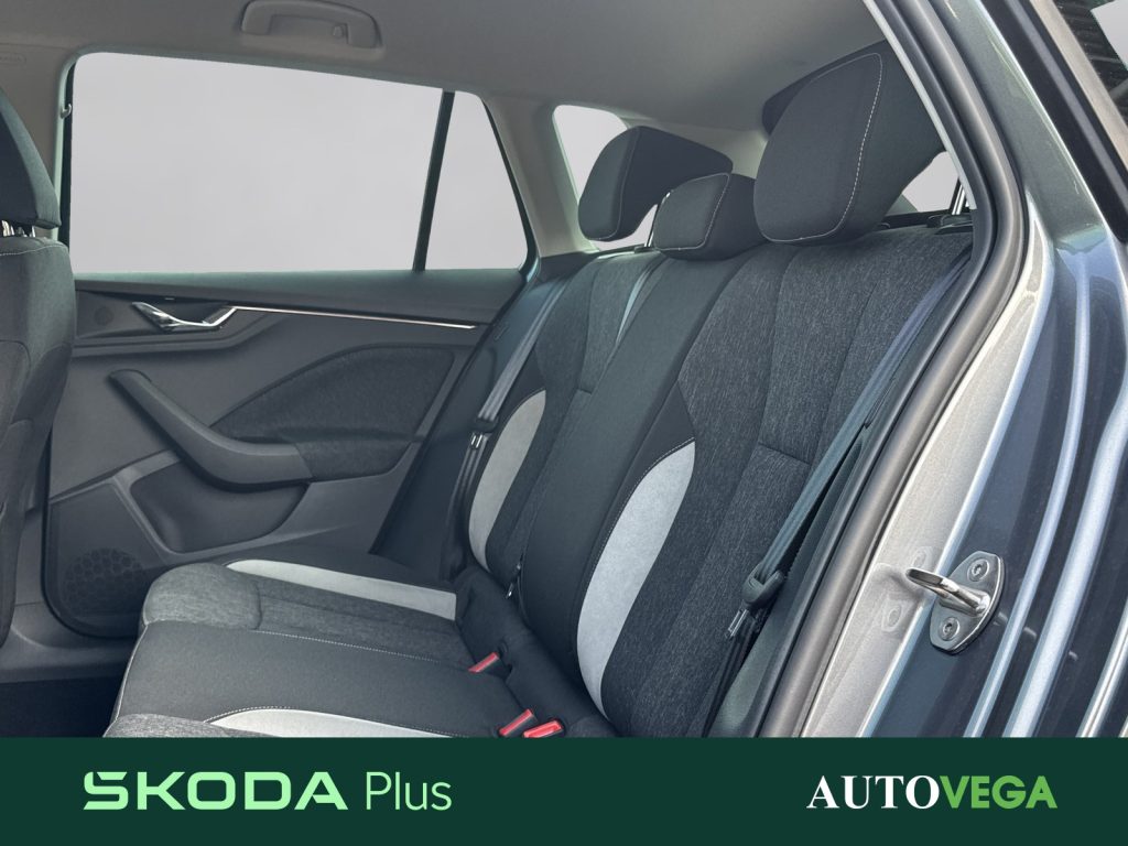 SKODA Kamiq 1.0 tsi style 95cv - 24