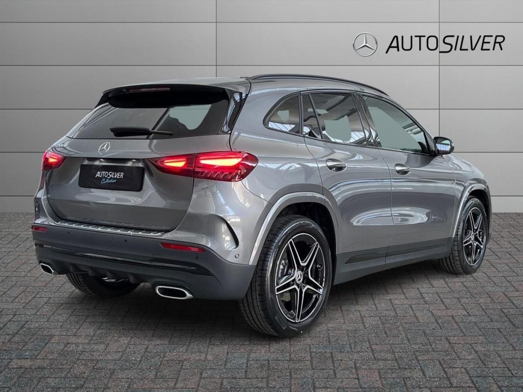 MERCEDES-BENZ GLA 200 d Automatic AMG Line Advanced Plus - 2