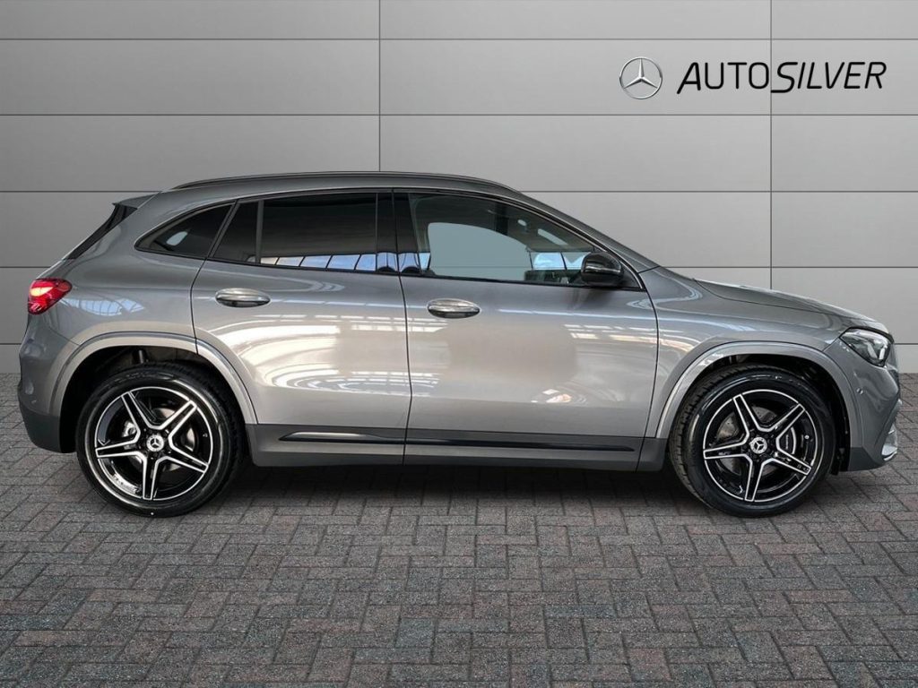 MERCEDES-BENZ GLA 200 d Automatic AMG Line Advanced Plus - 5