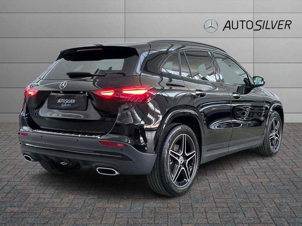 MERCEDES-BENZ GLA 200 d Automatic AMG Line Advanced Plus - 2