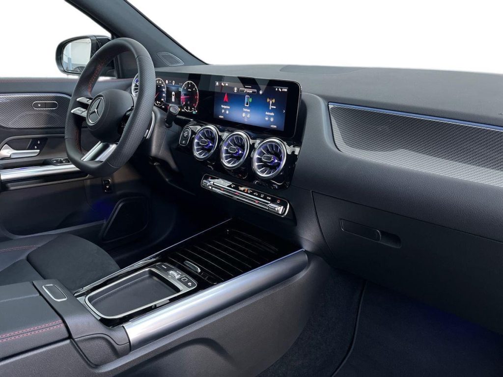 MERCEDES-BENZ GLA 200 d Automatic AMG Line Advanced Plus - 13