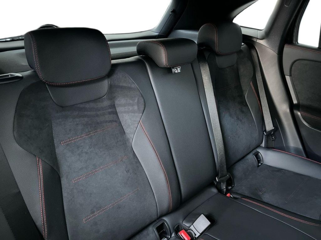 MERCEDES-BENZ GLA 200 d Automatic AMG Line Advanced Plus - 16