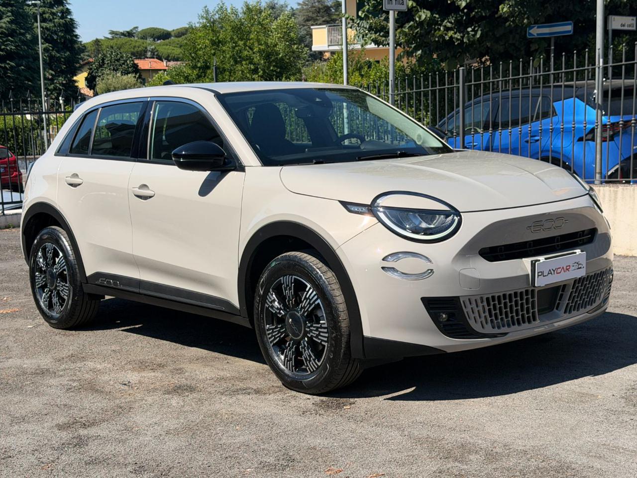 FIAT 600 HYBRID 110 CV DCT MHEV NAVI+FULL LED+C.L.17+PDC! - 3