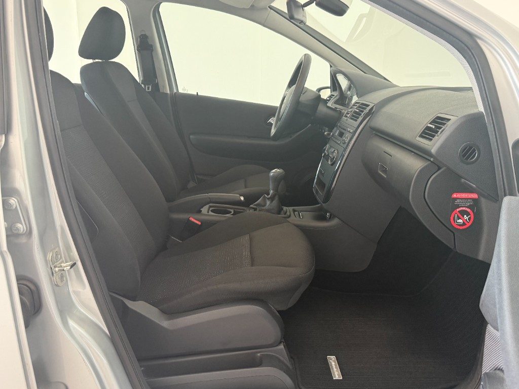 MERCEDES-BENZ A 160 BlueEFFICIENCY Special Edition Sport - 16