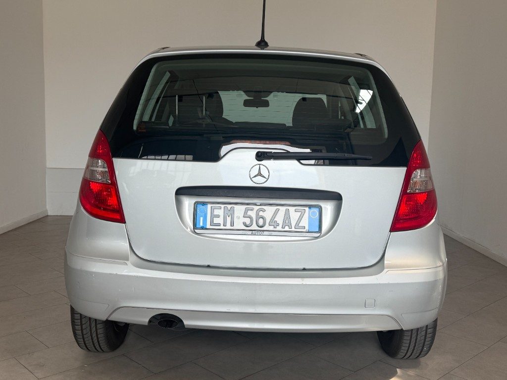 MERCEDES-BENZ A 160 BlueEFFICIENCY Special Edition Sport - 6