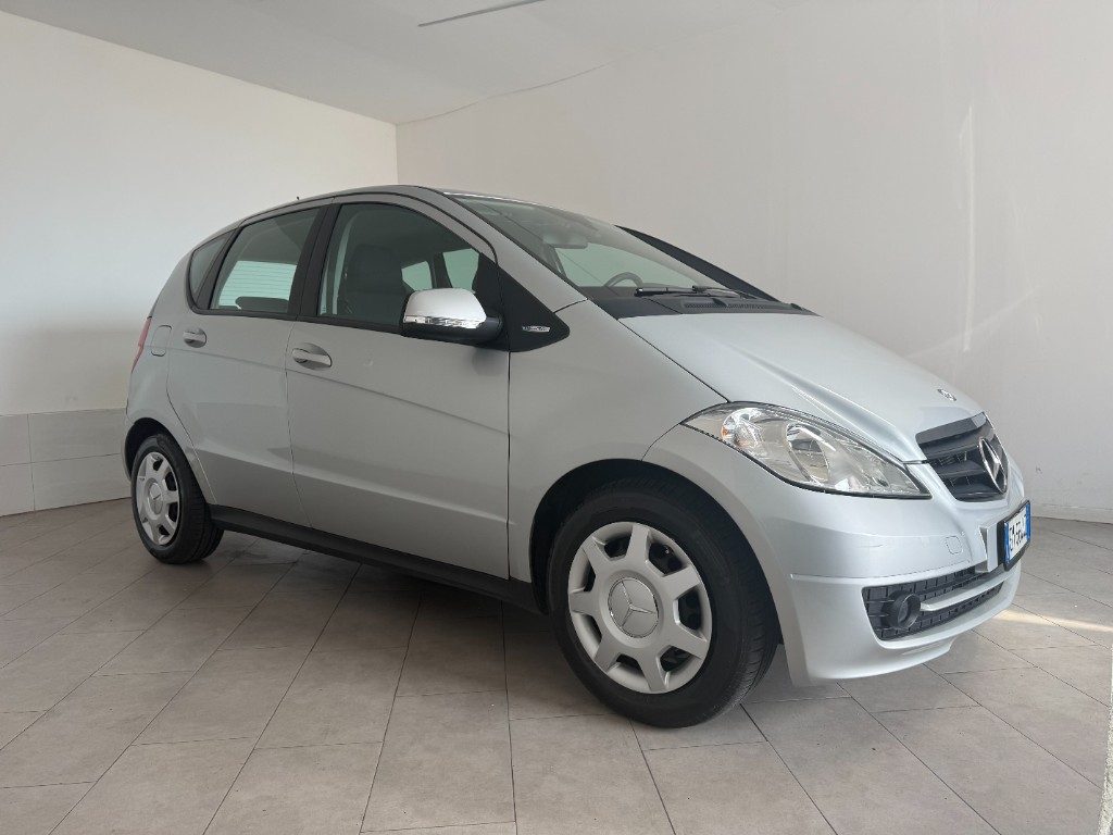 MERCEDES-BENZ A 160 BlueEFFICIENCY Special Edition Sport - 3