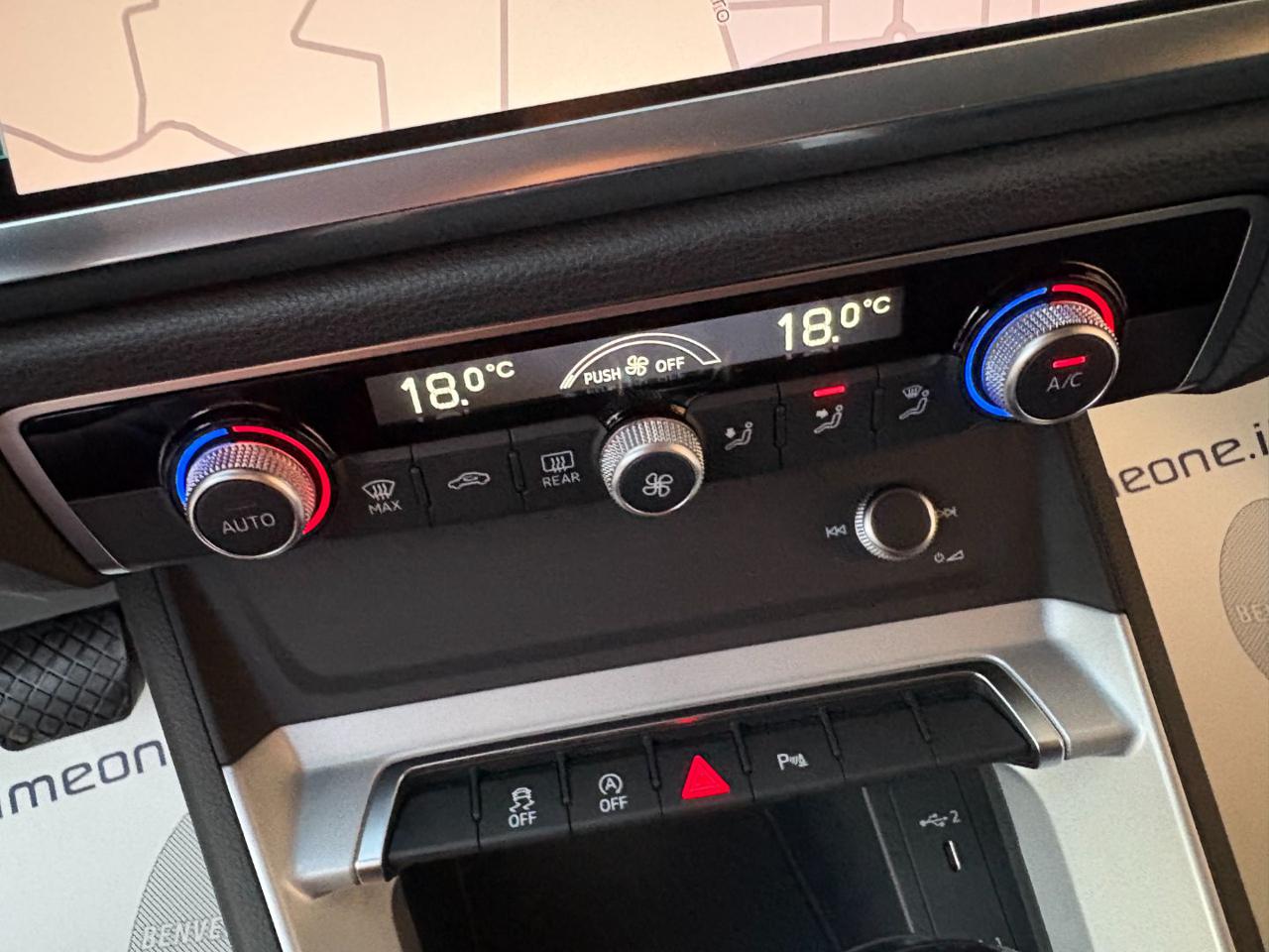 AUDI Q3 35 TDI 150 CV S tronic Business FARI FULL LED - 27