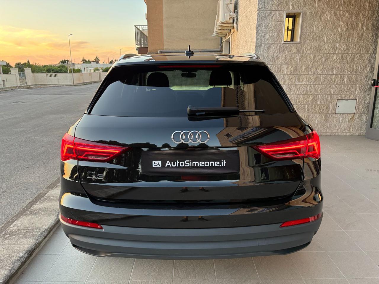 AUDI Q3 35 TDI 150 CV S tronic Business FARI FULL LED - 6