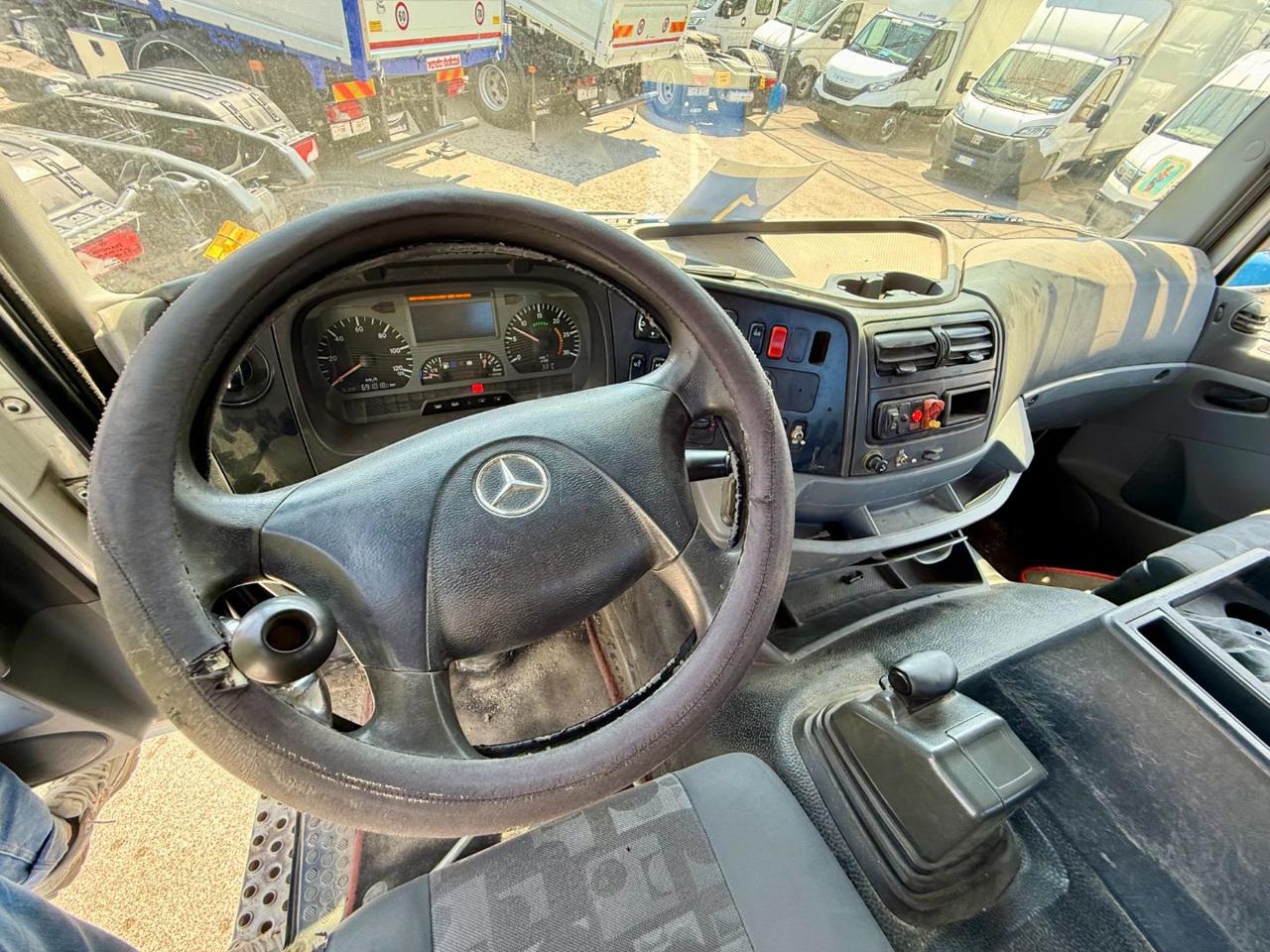 MERCEDES-BENZ AXOR 2533 - 4