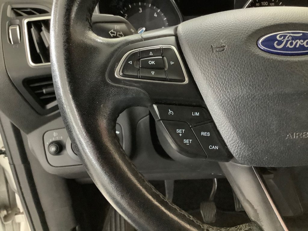 FORD C-Max 1.5 TDCi 120CV Start&Stop Titanium - 20