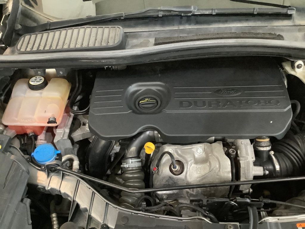 FORD C-Max 1.5 TDCi 120CV Start&Stop Titanium - 23