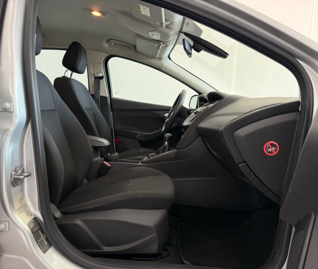 FORD Focus 1.6 120 CV GPL Titanium - 13