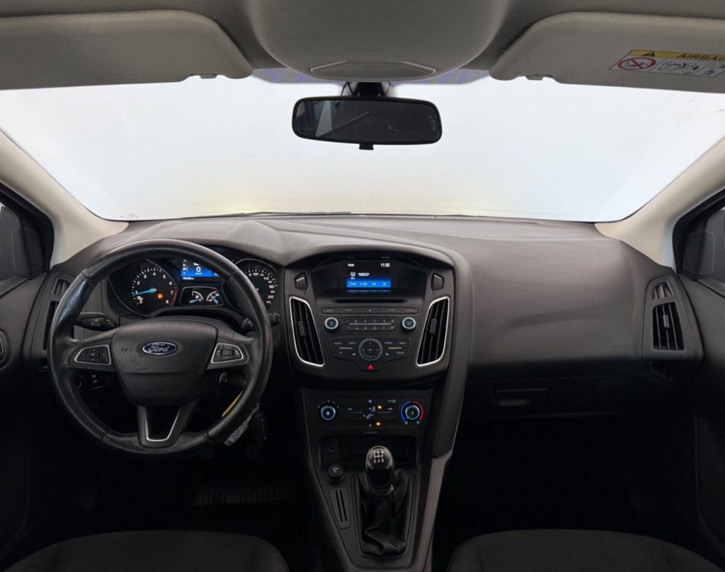 FORD Focus 1.6 120 CV GPL Titanium - 9