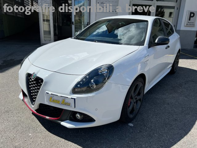 ALFA ROMEO Giulietta Bianco pastello