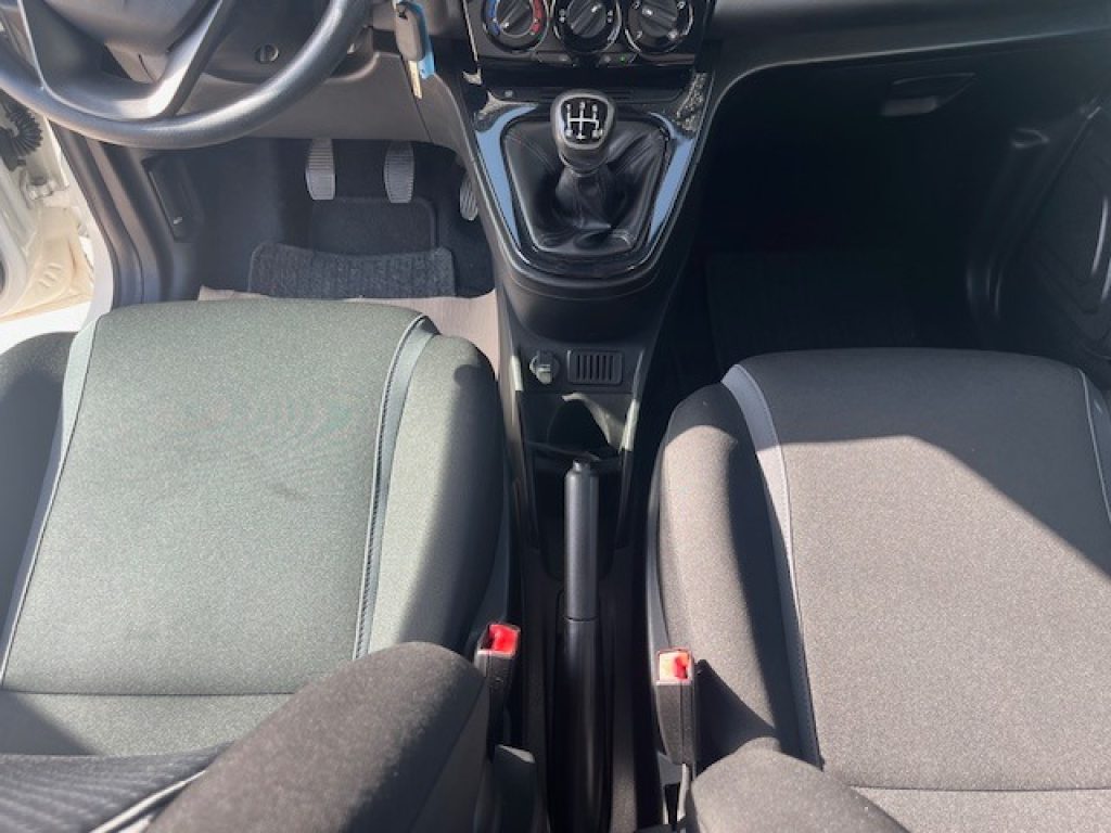 LANCIA Ypsilon 1.2 69 CV 5 porte Silver - 21