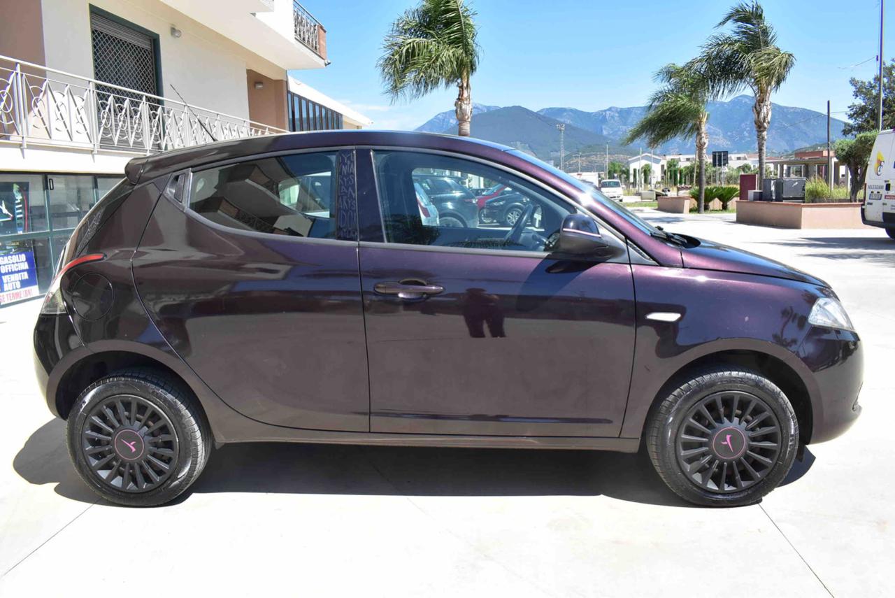 LANCIA Ypsilon 0.9 TwinAir 85 CV 5 porte Metano Ecochic Elefantin - 4